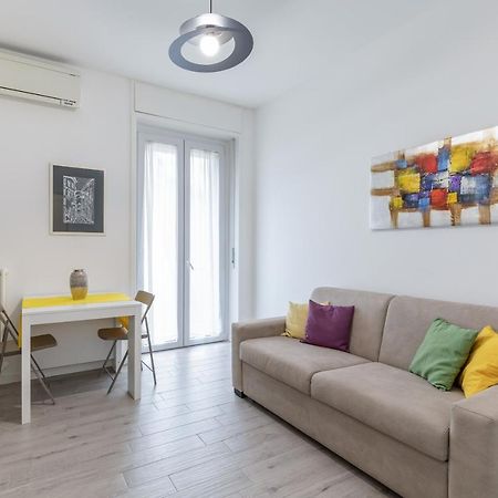 Piazza De Angeli M1 Comfortable Flat With Balcony Μιλάνο Εξωτερικό φωτογραφία