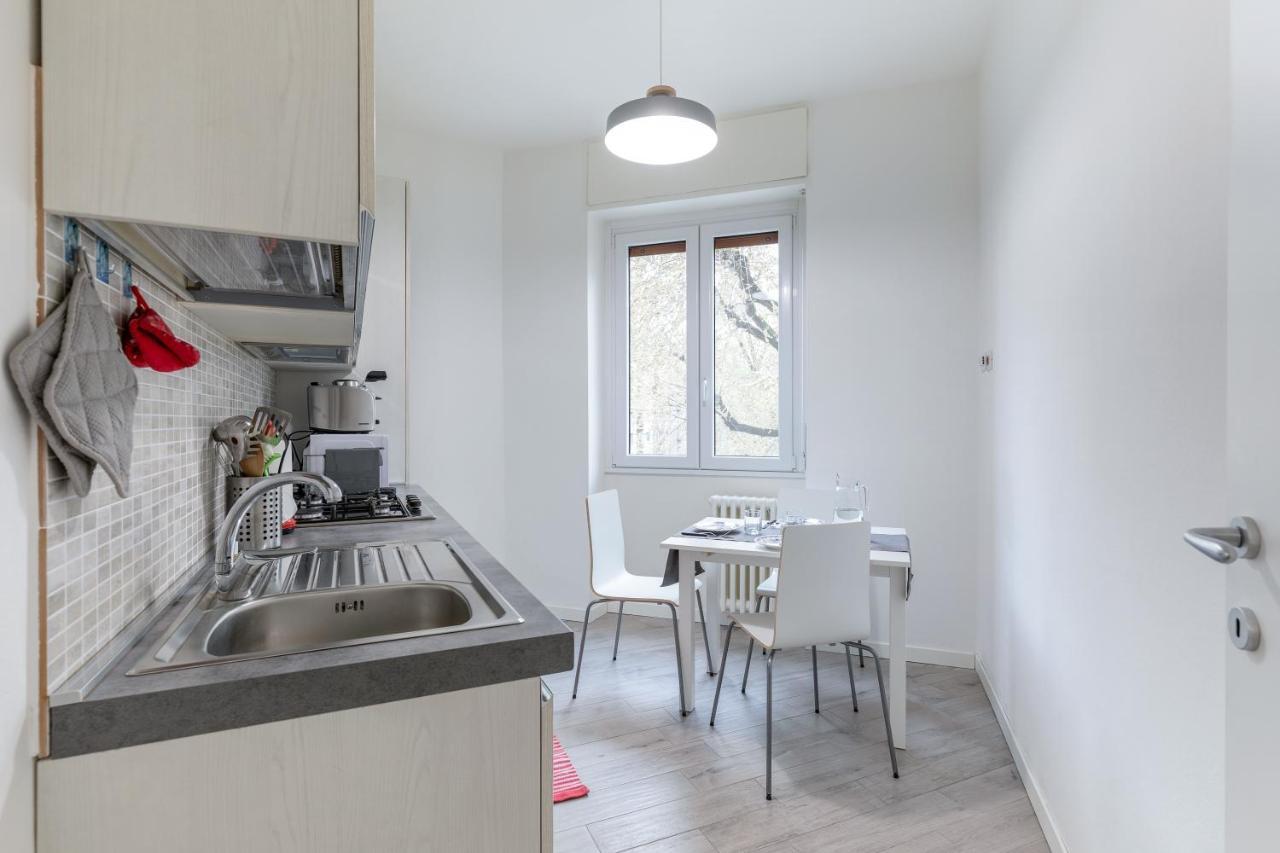 Piazza De Angeli M1 Comfortable Flat With Balcony Μιλάνο Εξωτερικό φωτογραφία