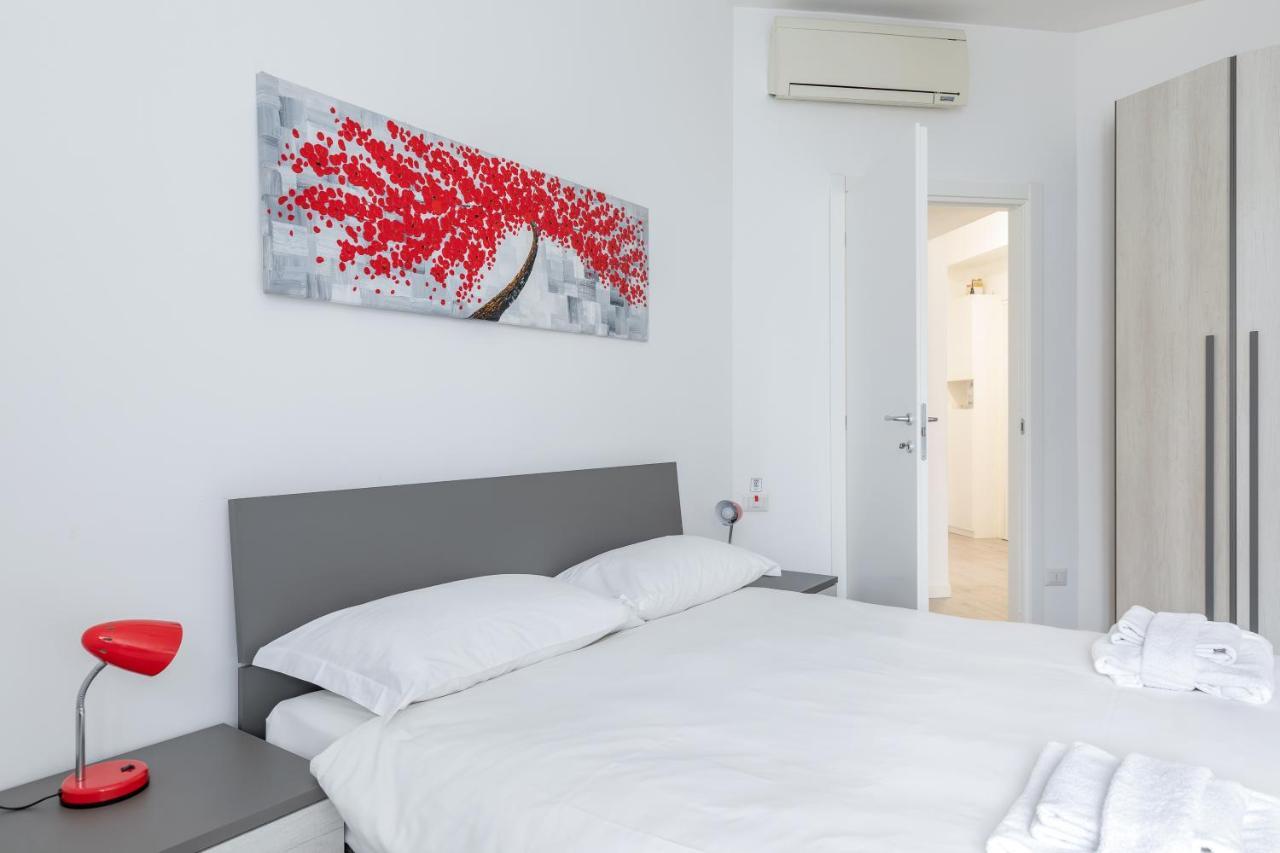 Piazza De Angeli M1 Comfortable Flat With Balcony Μιλάνο Εξωτερικό φωτογραφία