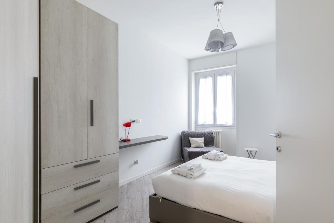 Piazza De Angeli M1 Comfortable Flat With Balcony Μιλάνο Εξωτερικό φωτογραφία