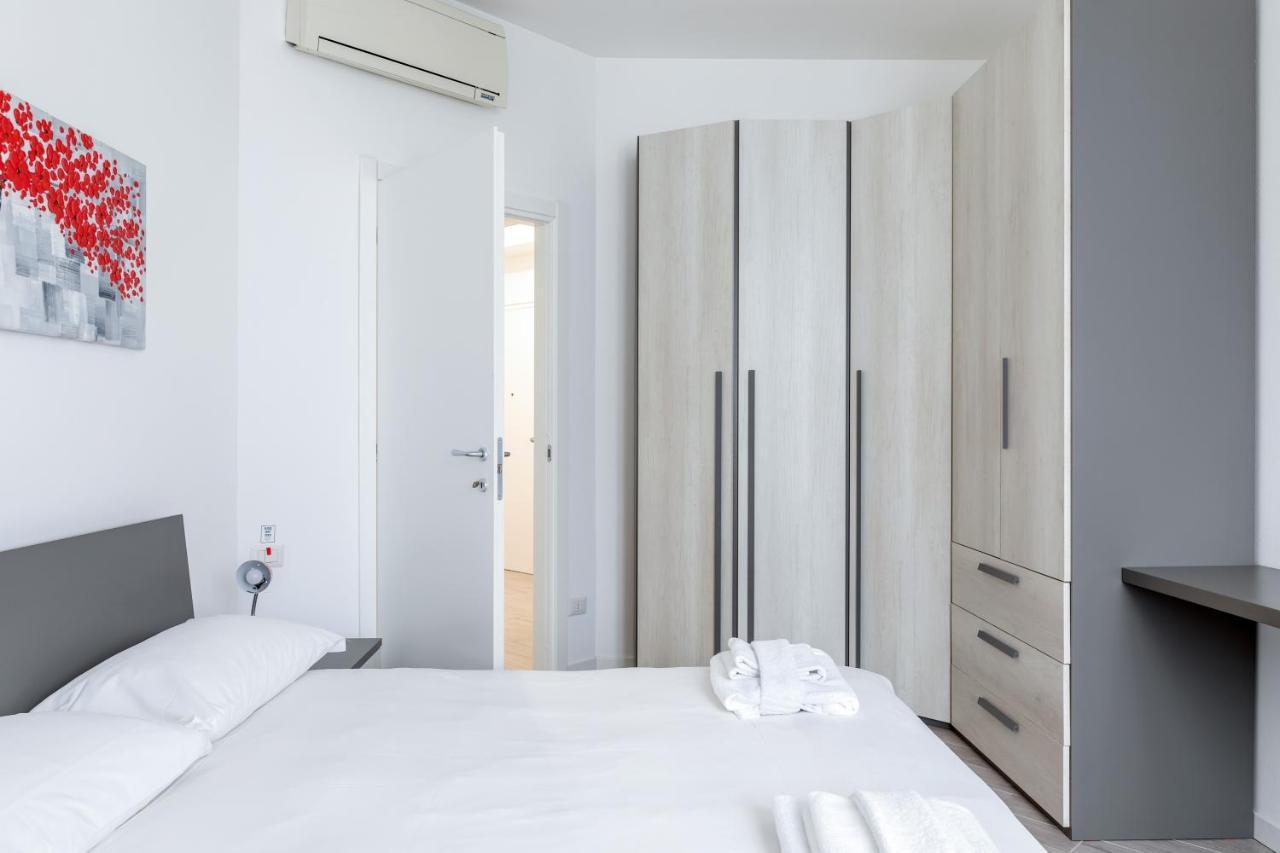 Piazza De Angeli M1 Comfortable Flat With Balcony Μιλάνο Εξωτερικό φωτογραφία