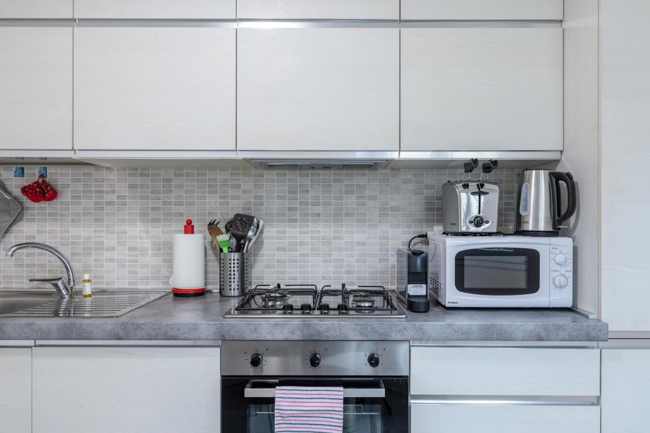 Piazza De Angeli M1 Comfortable Flat With Balcony Μιλάνο Εξωτερικό φωτογραφία